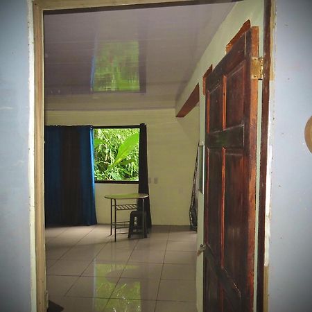 曼努埃尔安东尼奥House La Rose Second Floor公寓 外观 照片